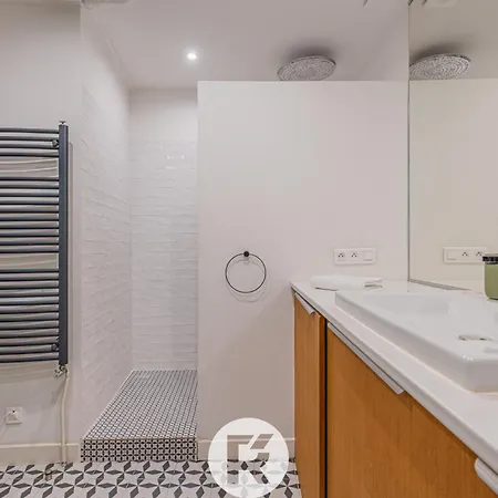 R'apparts T3 9eme L'incontournable * París