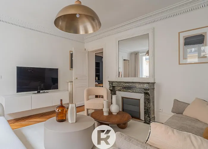 R'apparts T3 9eme L'incontournable Apartment *