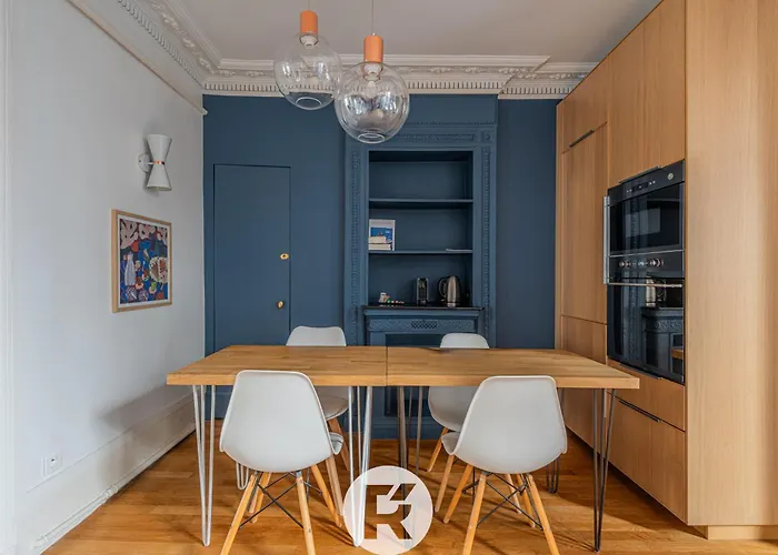 R'apparts T3 9eme L'incontournable * Paris